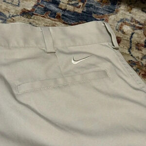 💥Nike Men’s Khaki Dri-Fit Golf Shorts Size 30 Medium FINAL PRICE DROP!!